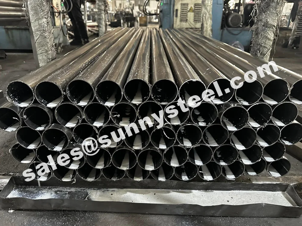 Carbon Steel Seamless Pipes (Image 14)