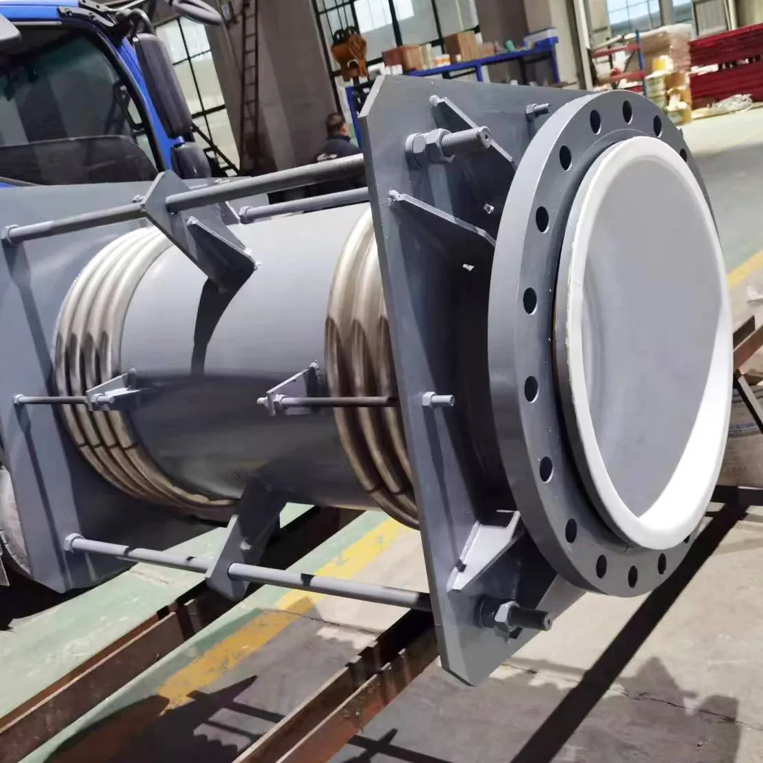 PTFE lined rubber expansion joint