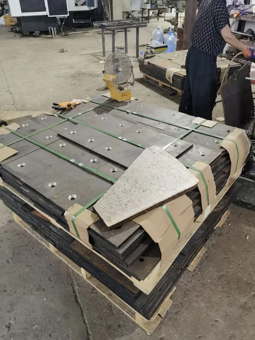 Wear Resistant Plates